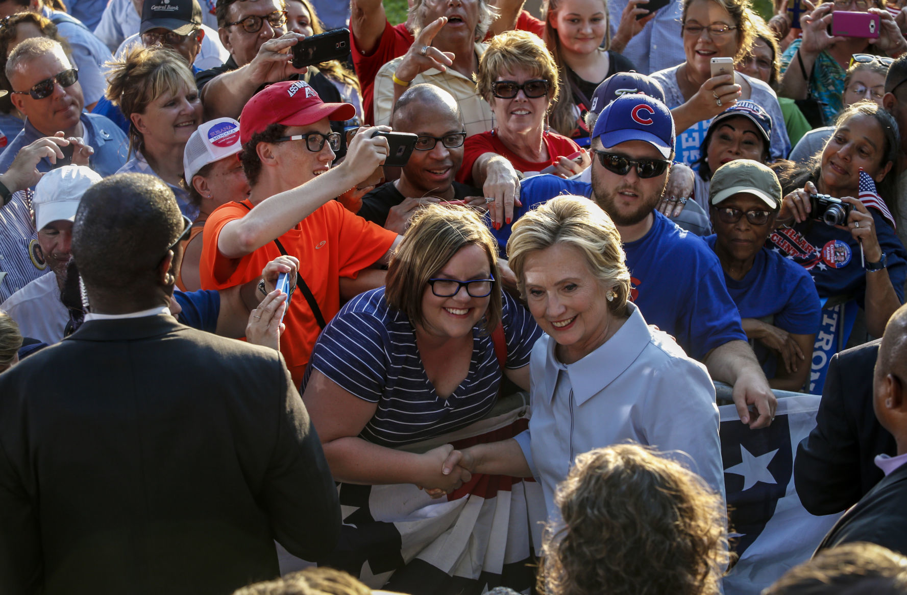 090516-HILLARY-CLINTON-003.jpg